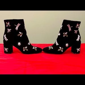 INC GEORGIEE Black Velvet Ankle Bootie Sz 7